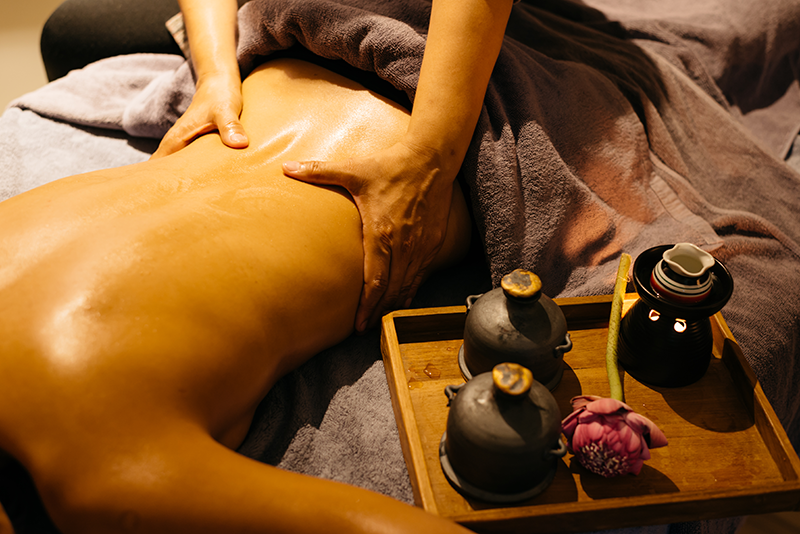 Aroma Massage